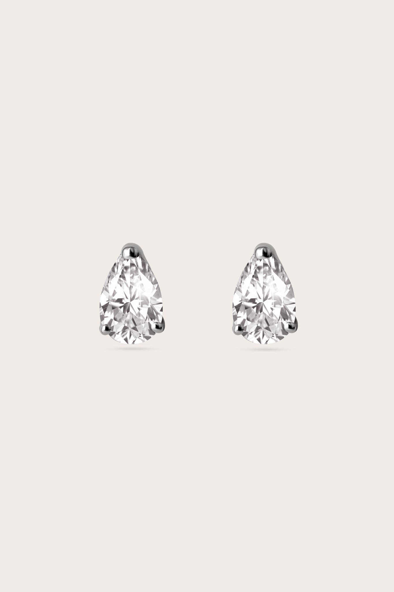 Pear Studs Large -timanttikorvakorut